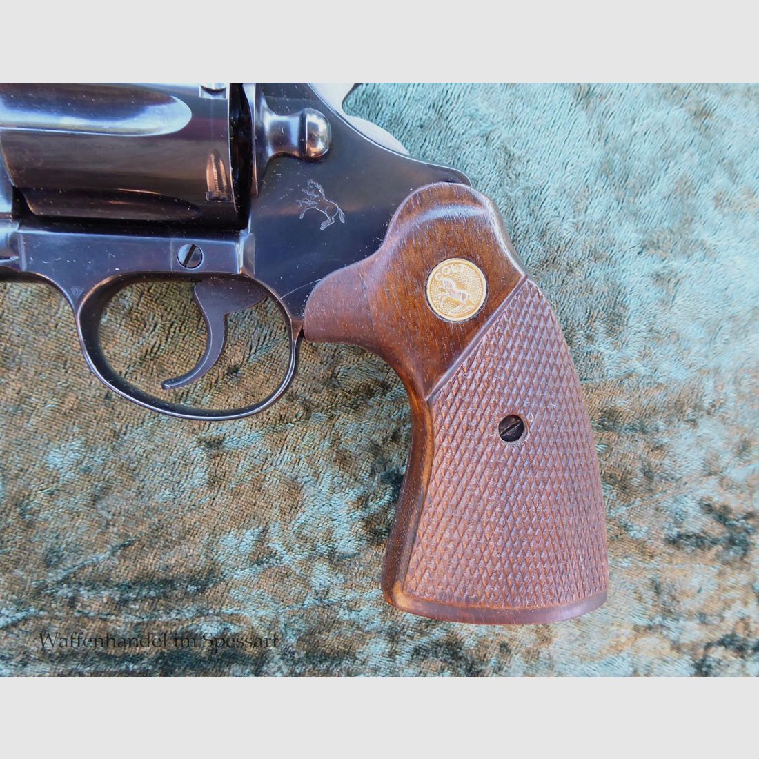 Revolver Colt Diamountback