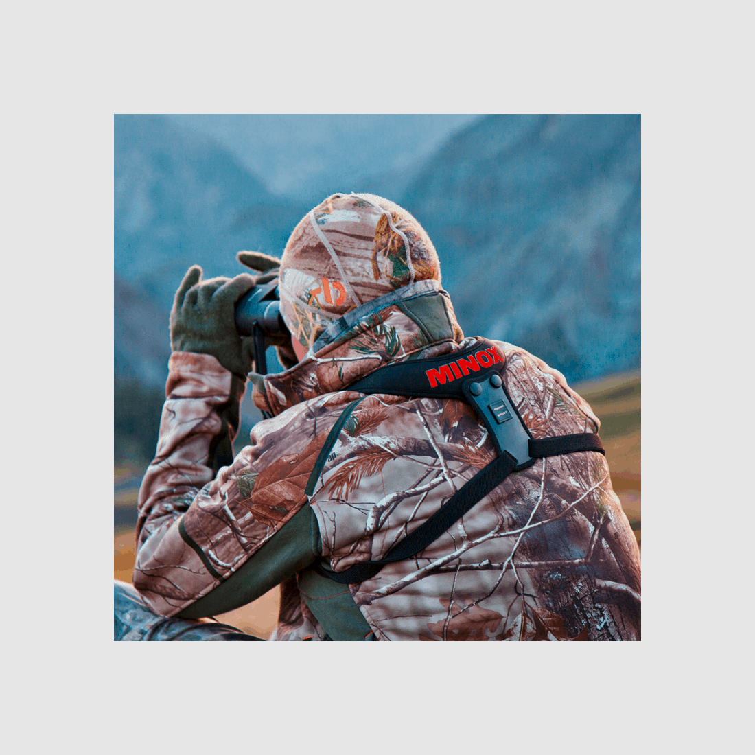 Cinghia per binocolo professionale Minox