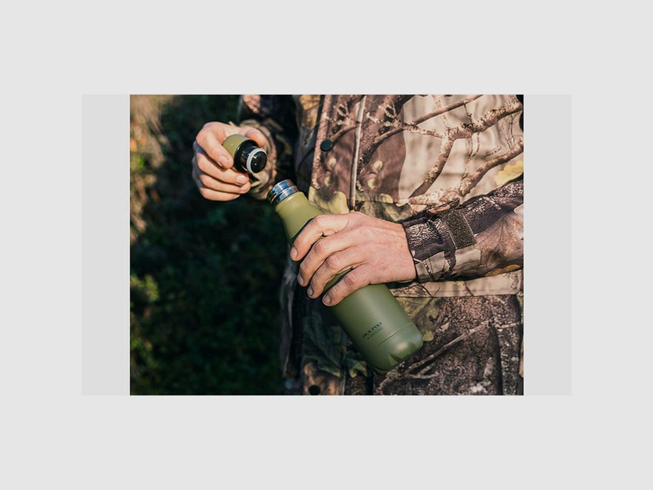 Jack Pyke Thermoskanne für die Jagd - 500ml - Doppelte Isolierung - Langfristige Temperaturhaltung, Bild 4 von 4