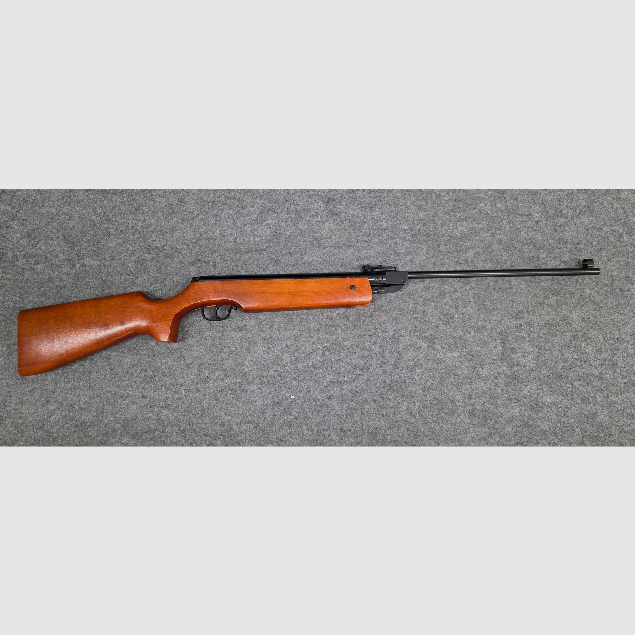 Very nice Haenel 303 with prism rail in cal. 4.5mm Diabolo