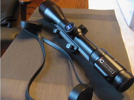 TOP  Generation-II  ZEISS VICTORY Varipoint M 3-12x56 iC T* mit Absehen-60 und originaler Blaser-Sattelmontage ! Ähnlich HT -V4-V6-V8-Z6-Z8-Swarovski-LEICA-S&B-IOR-R93-R8-D99-BD14-K95