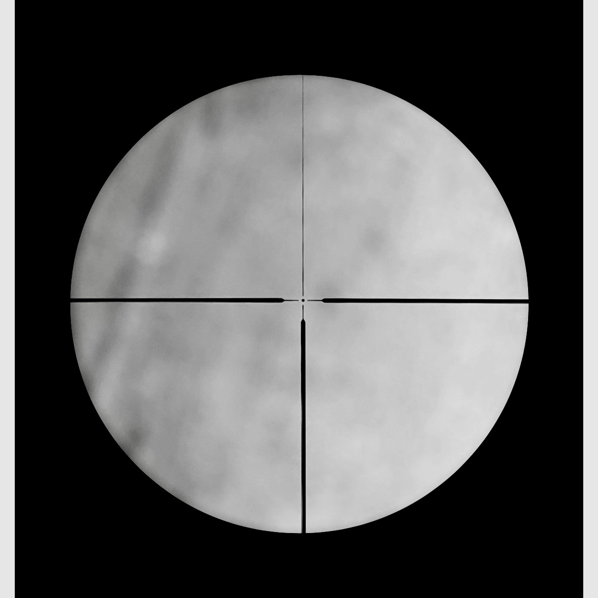 Visor FOCUS In Sight 3-18x56 #4 30mm Parallax con montaje en anillo