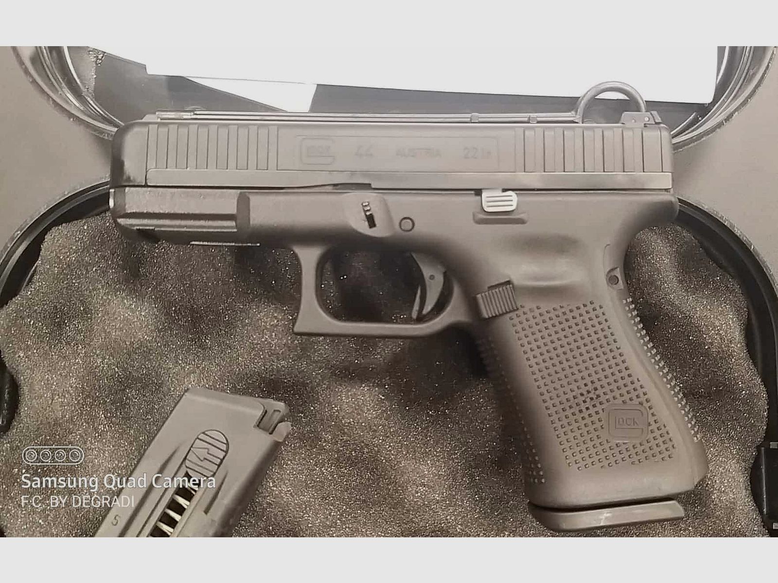 GLOCK MODEL 44 KALIBER 22 LR, Bild 2 von 4
