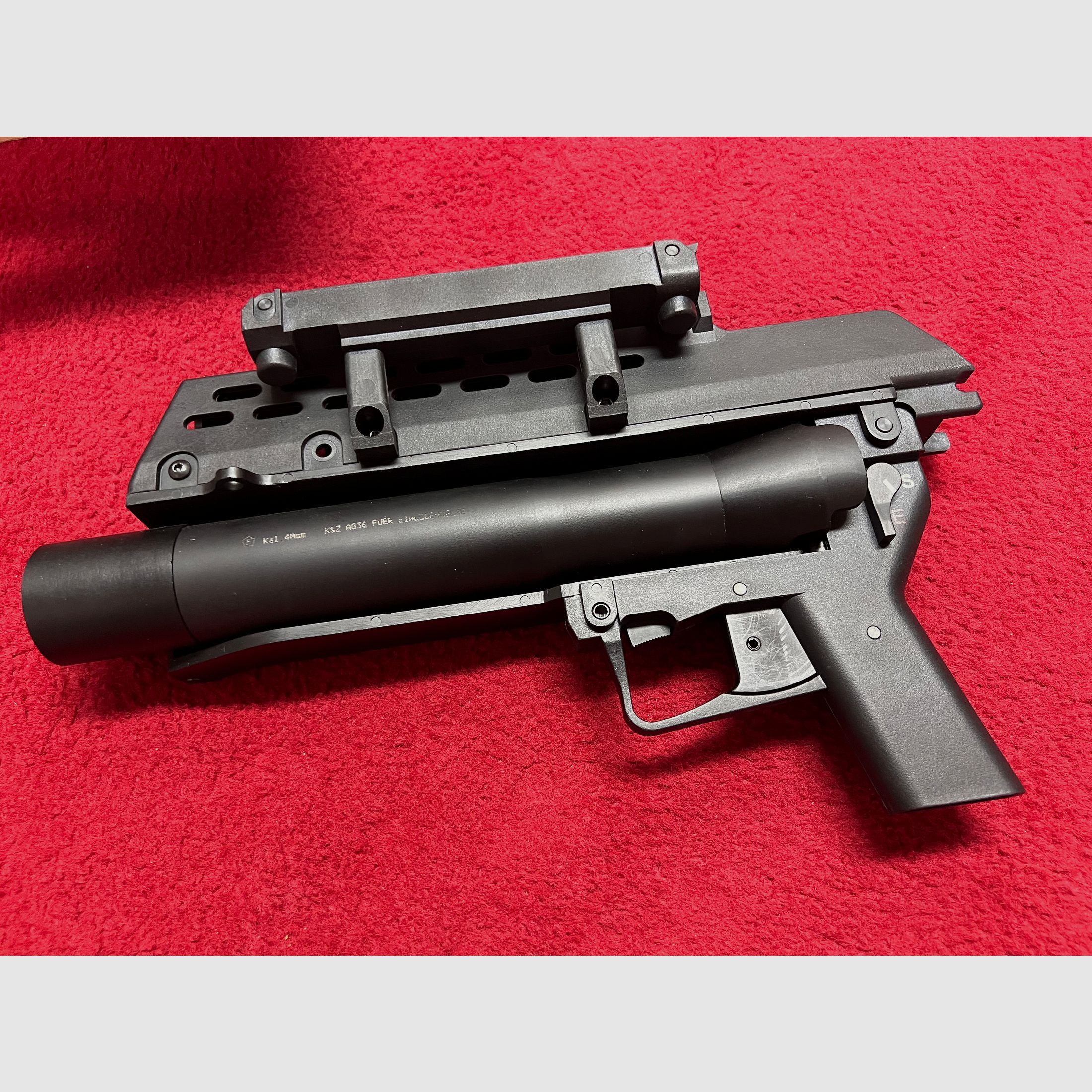 ST 36 Airsoft Granatwerfer für das G36 von S&T Armament in Schwarz 