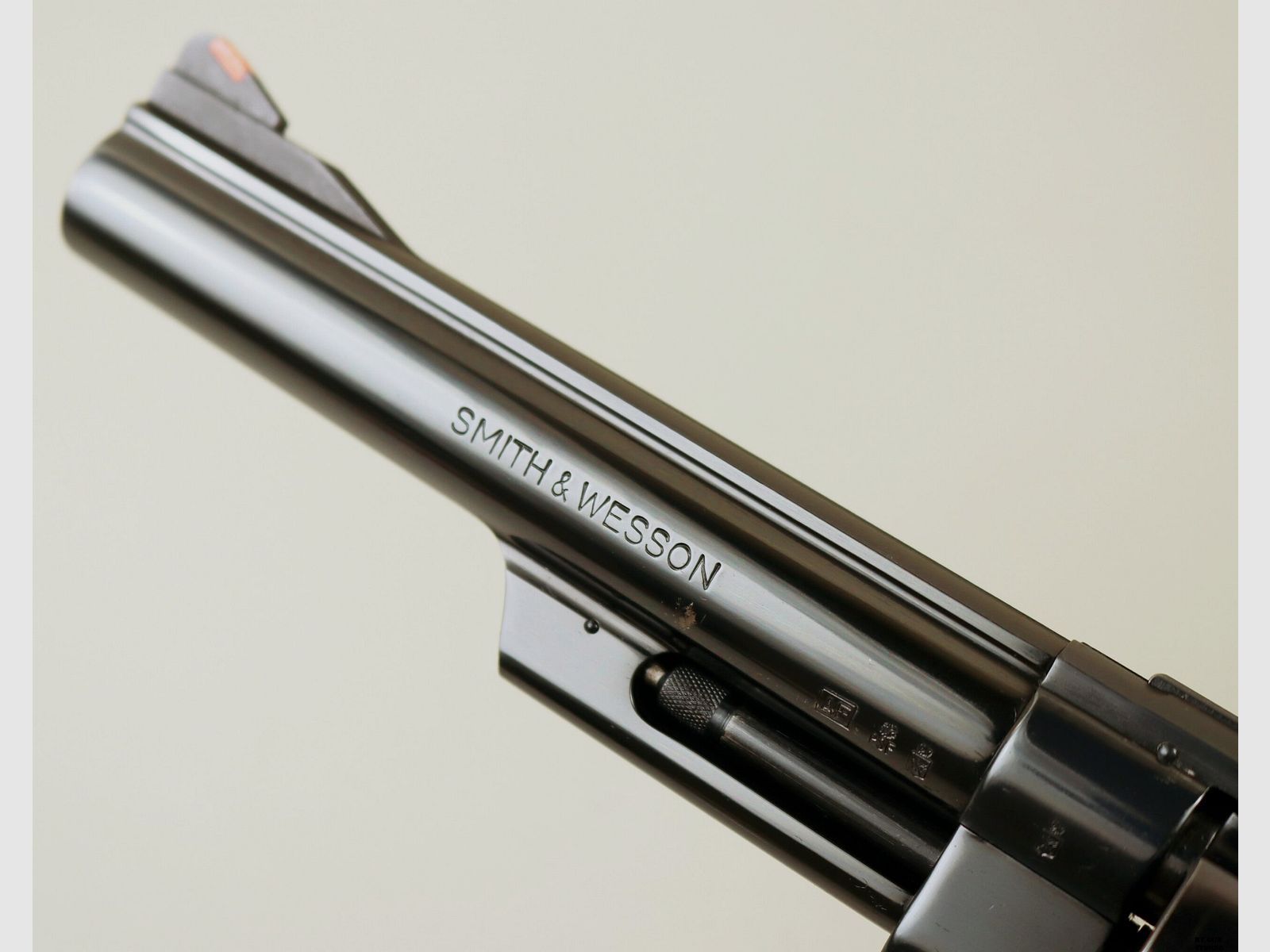 Revolver Smith & Wesson mod. 29-2 cal. 44 mag. serial no. N700462, image 6 of 10