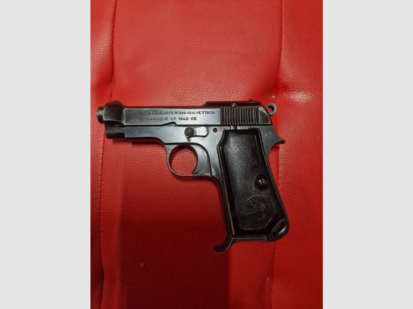 Beretta 1934 année XX (1942) cal. 380 ACP (OCCASION), image 1 sur 2