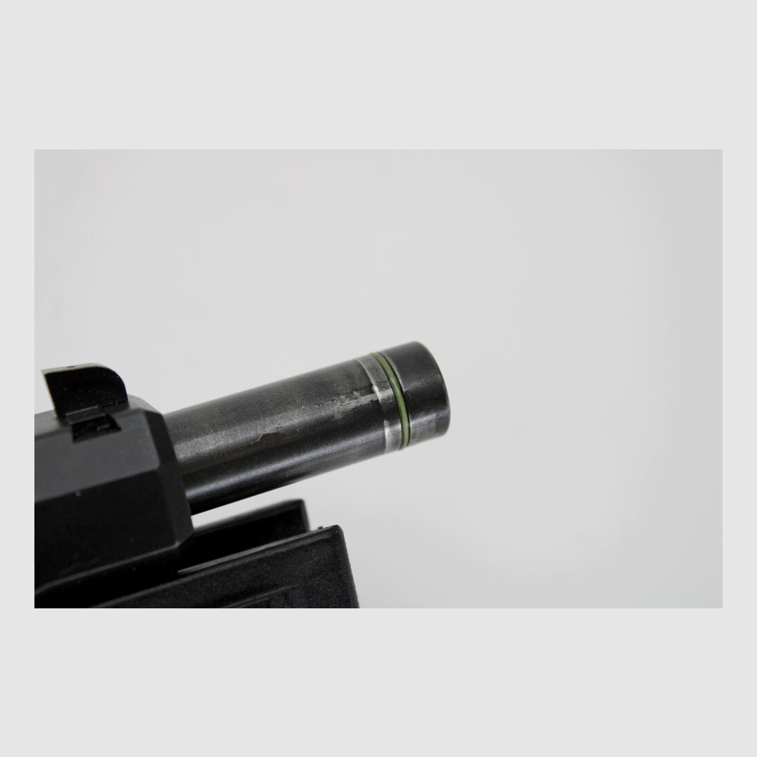 Heckler & Koch USP EXPERT mit Vortex Defender CCW Sight .40S&W