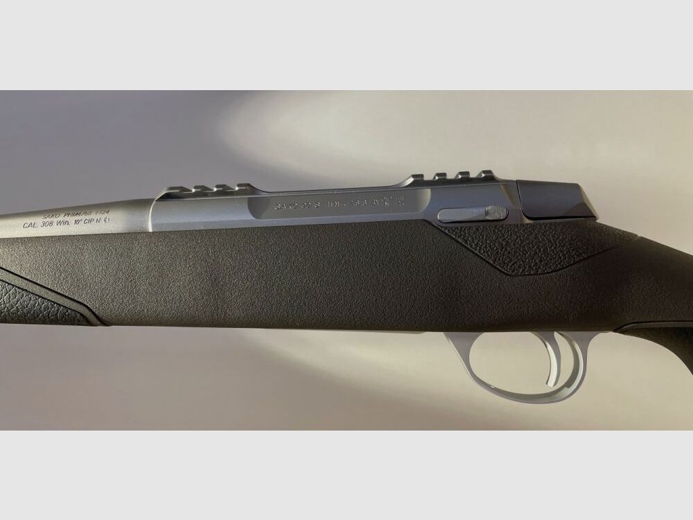 SAKO 90 FINNLIGHT COURT EN ACIER INOXYDABLE