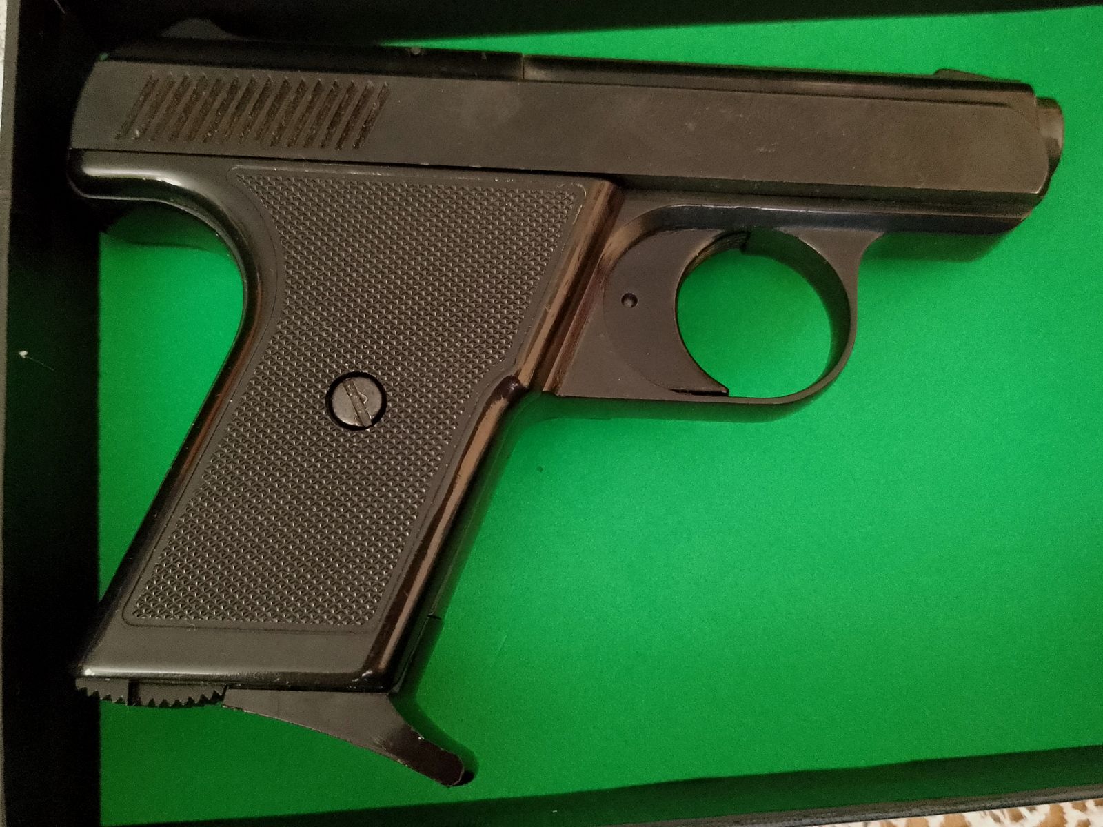 Alte Reck Protector Autom. Mod. “G5” im ersten PTB 12/ Kal. 8 mm Knall