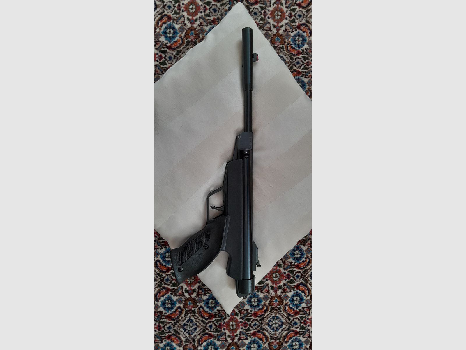 Diana P5 Magnum air pistol