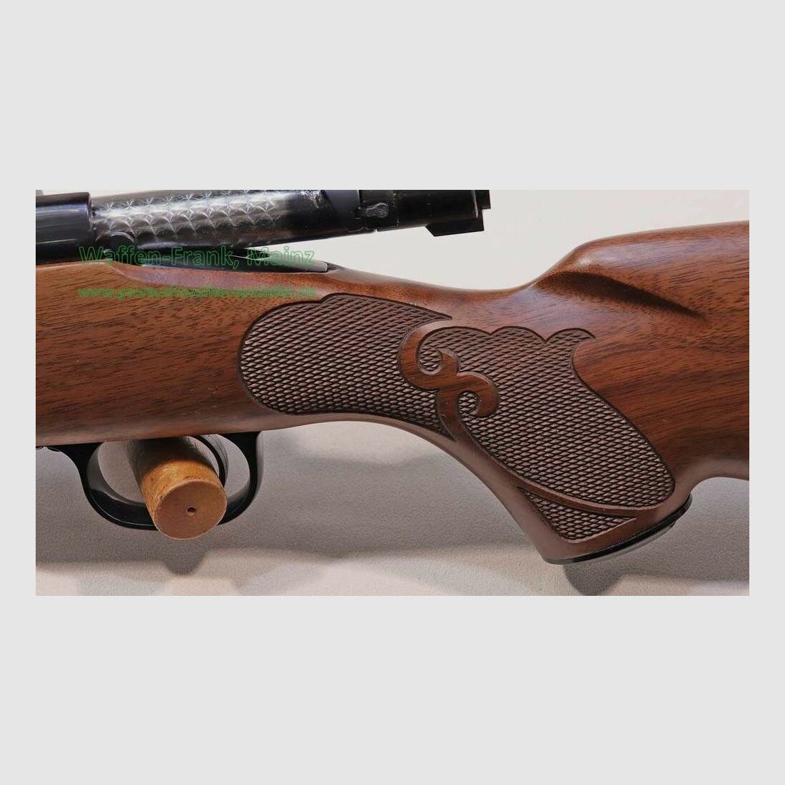 Winchester - USA 70 Featherweight XTR Deluxe