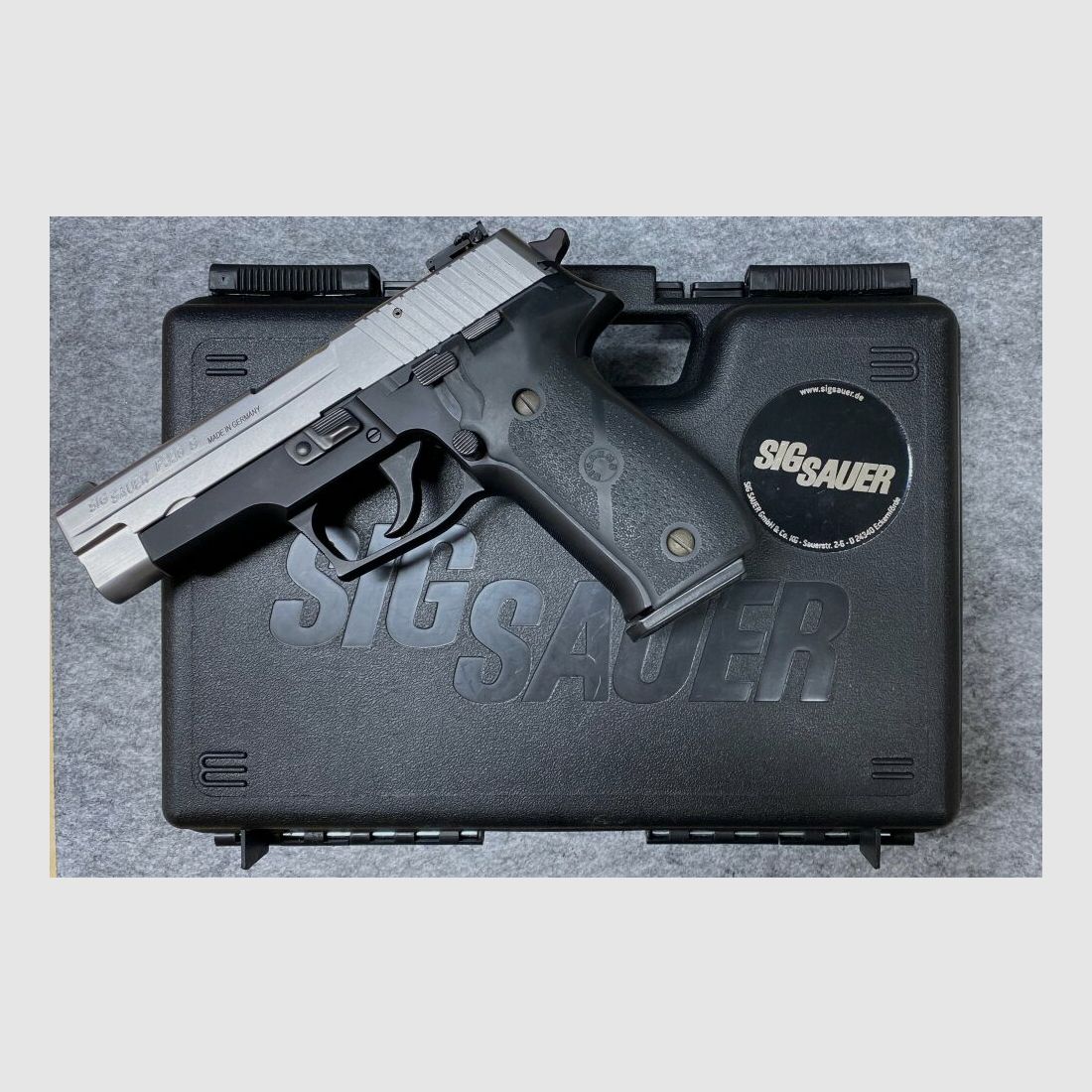 SIG Sauer P226 Sport 9mm Luger