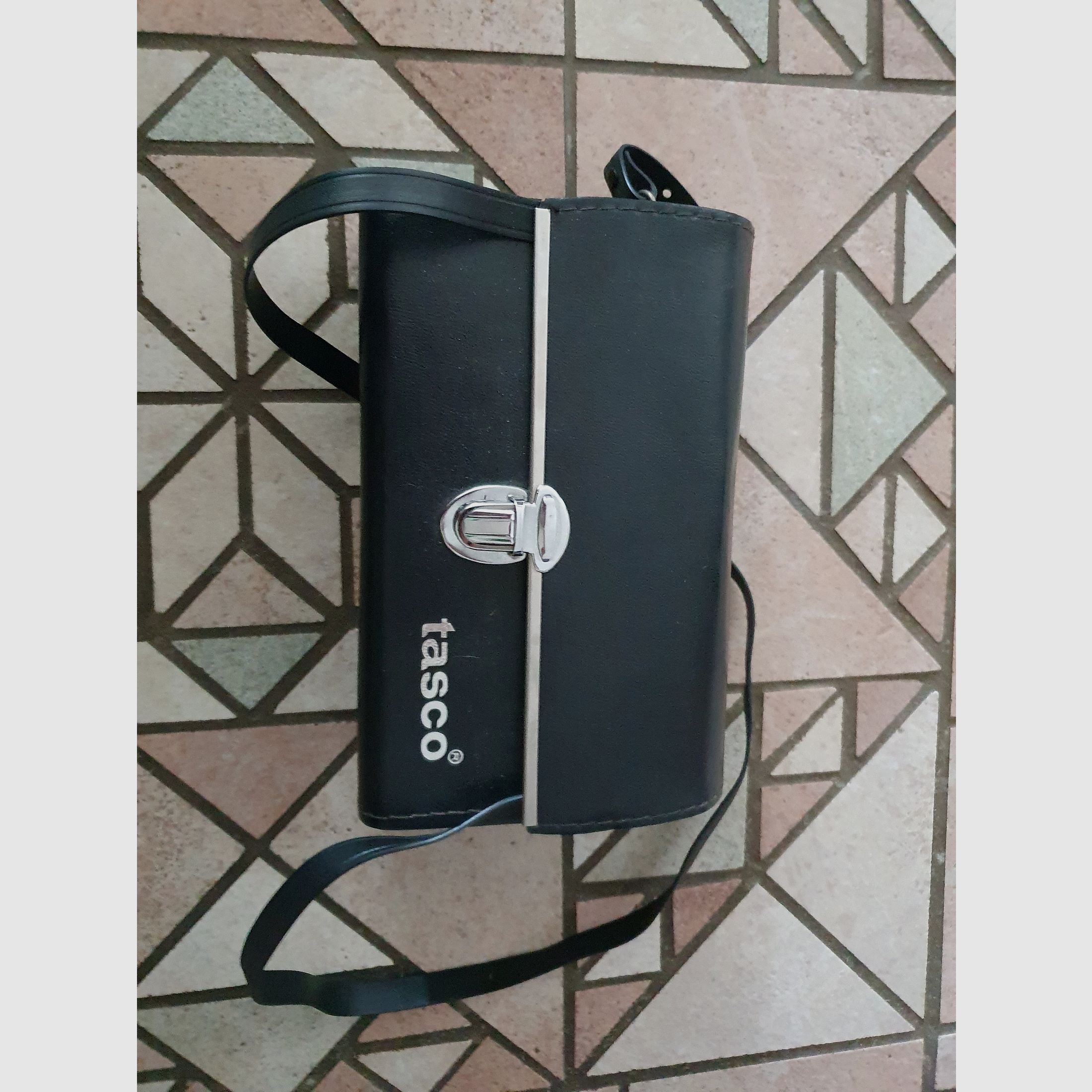 Tasco Fernglas 8x30