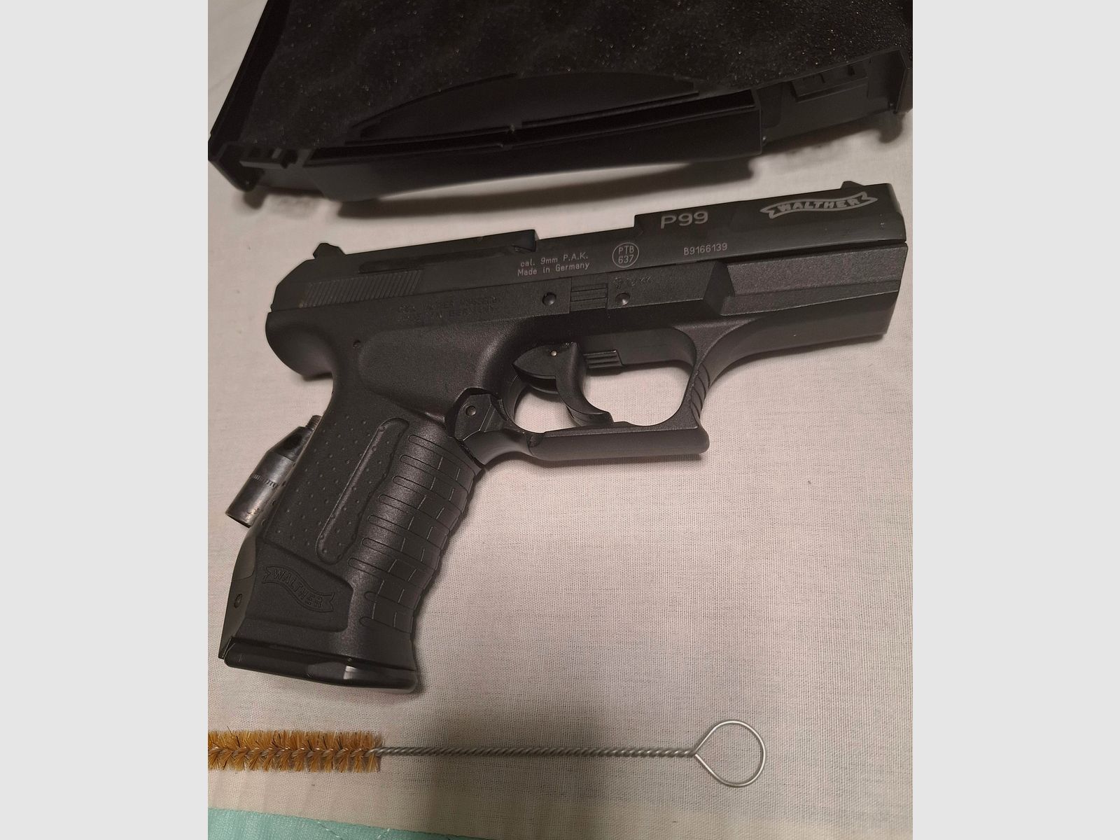 Walther P99  PTB 637 9mm P.A.K. 