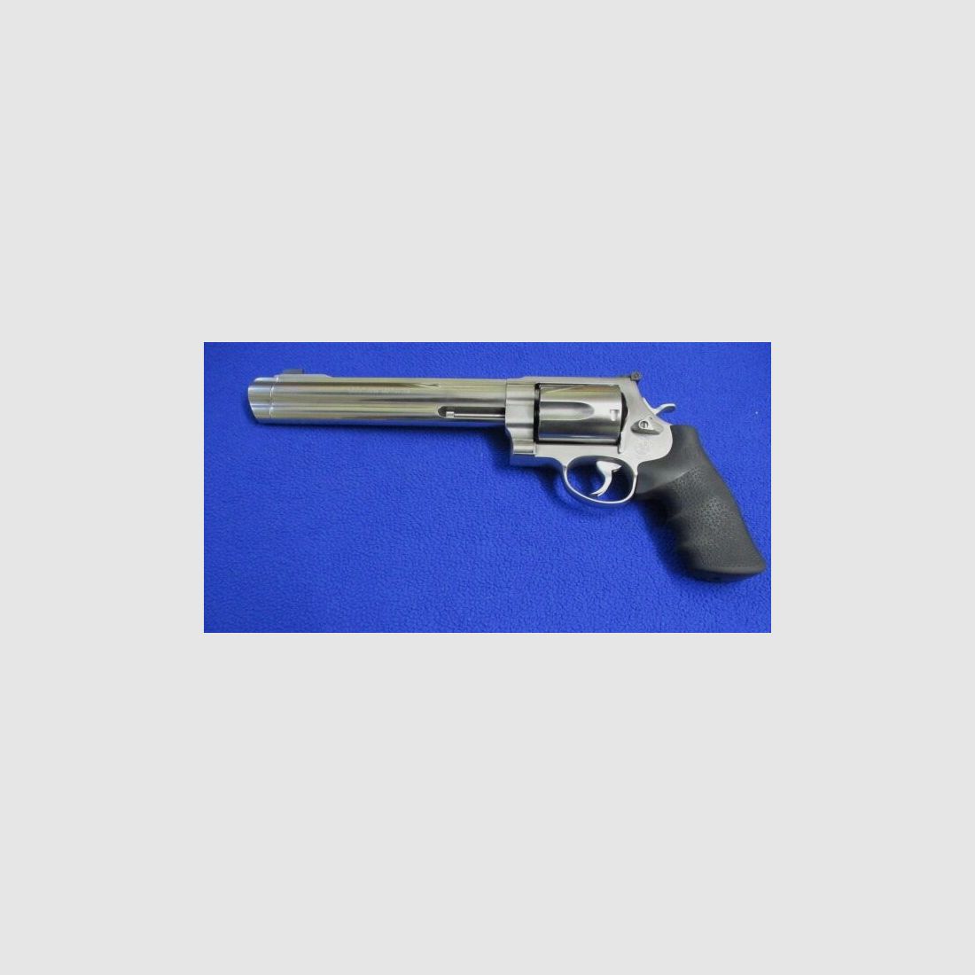 Revolver Smith & Wesson .500S&W with case 500