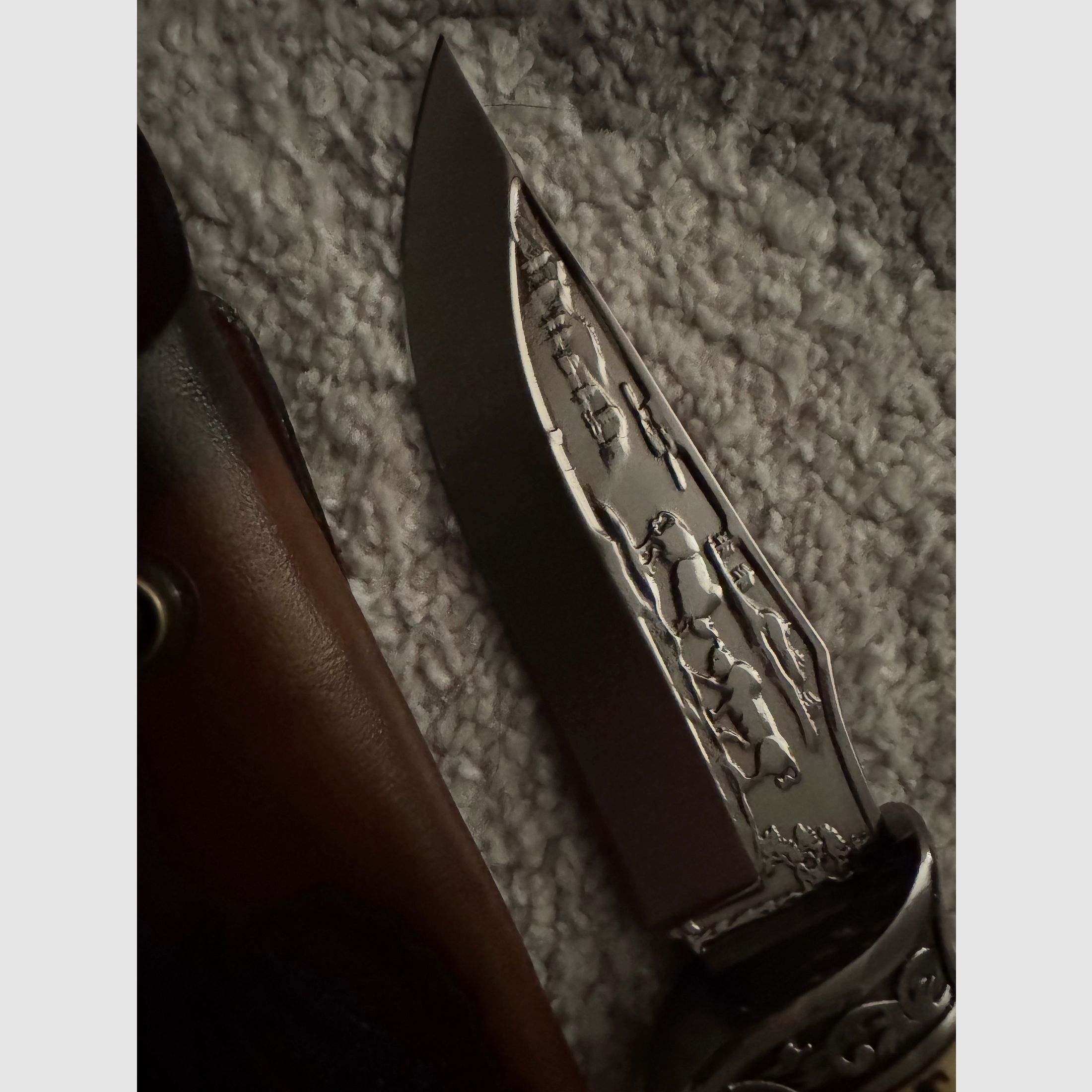 Jagdmesser Mit Dicker echtlederscheide Unbenutzt