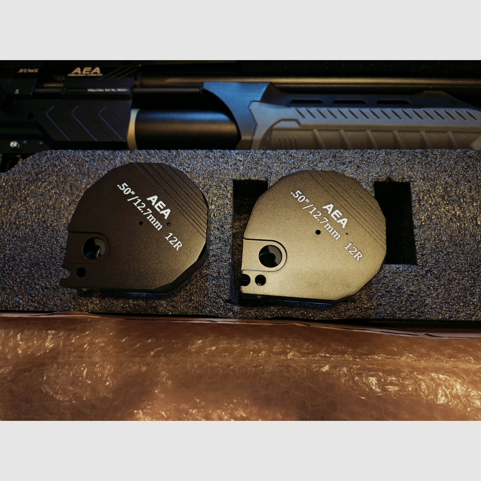 GoGun AEA Megalodon F-Serie 7,5 Joule | Kaliber .50 Luft / PCP karabin | z JADS podwójnym zbiornikiem | 2x 12 nabojowe magazynki aluminiowe | + wkładki stabilizujące do chwytu | z akcesoriami i fakturą
