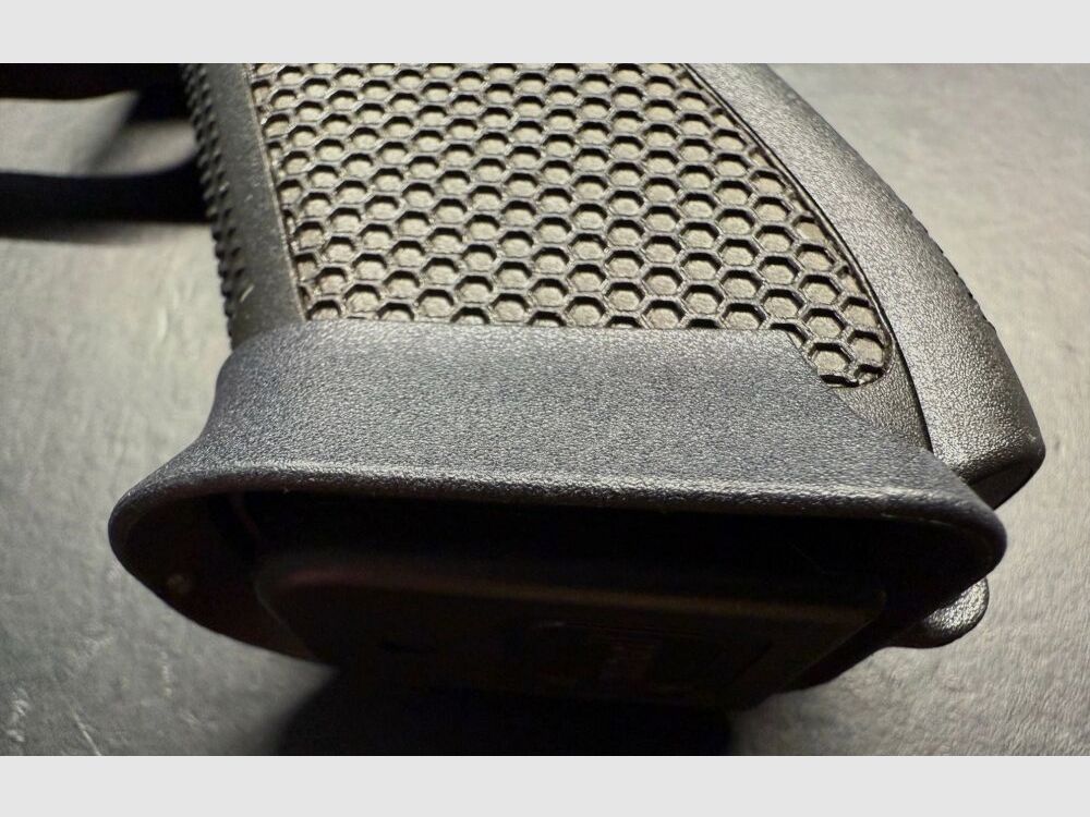 Glock Custom Peterssen Gunworks Glock Pistole 45 MOS / FS / SD Hexagon