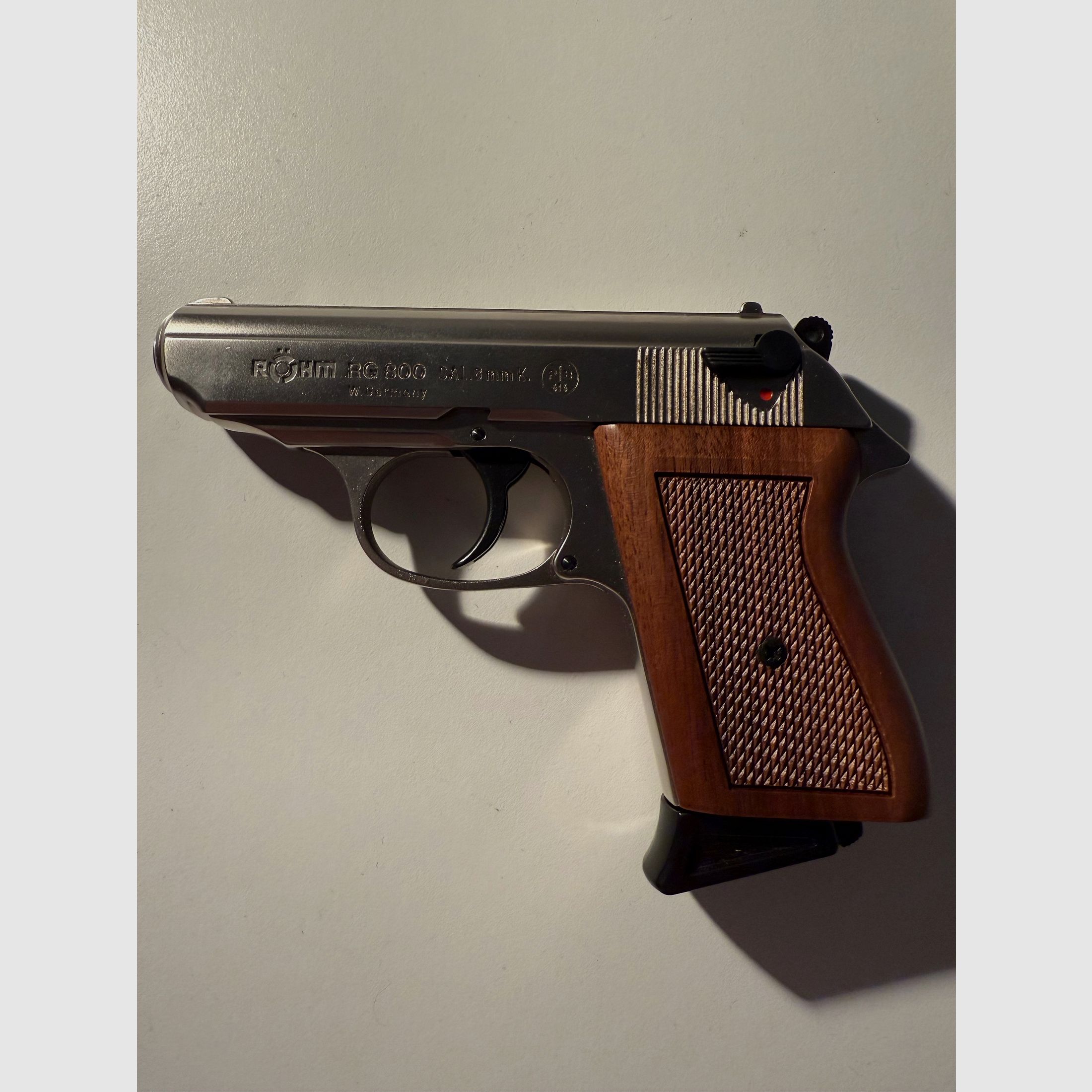 Röhm RG 800 mit zwei Zusatzmagazinen