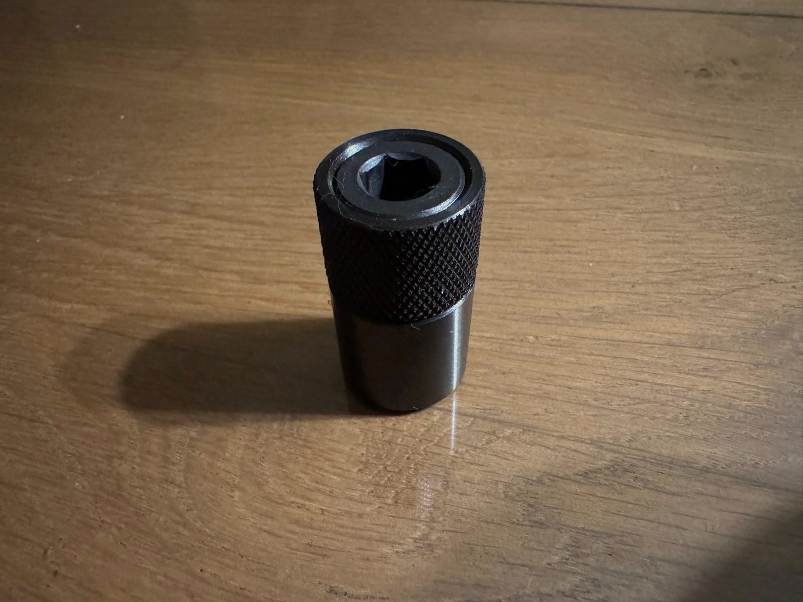 Thread adapter M14x1 to 5/8x24 UNF