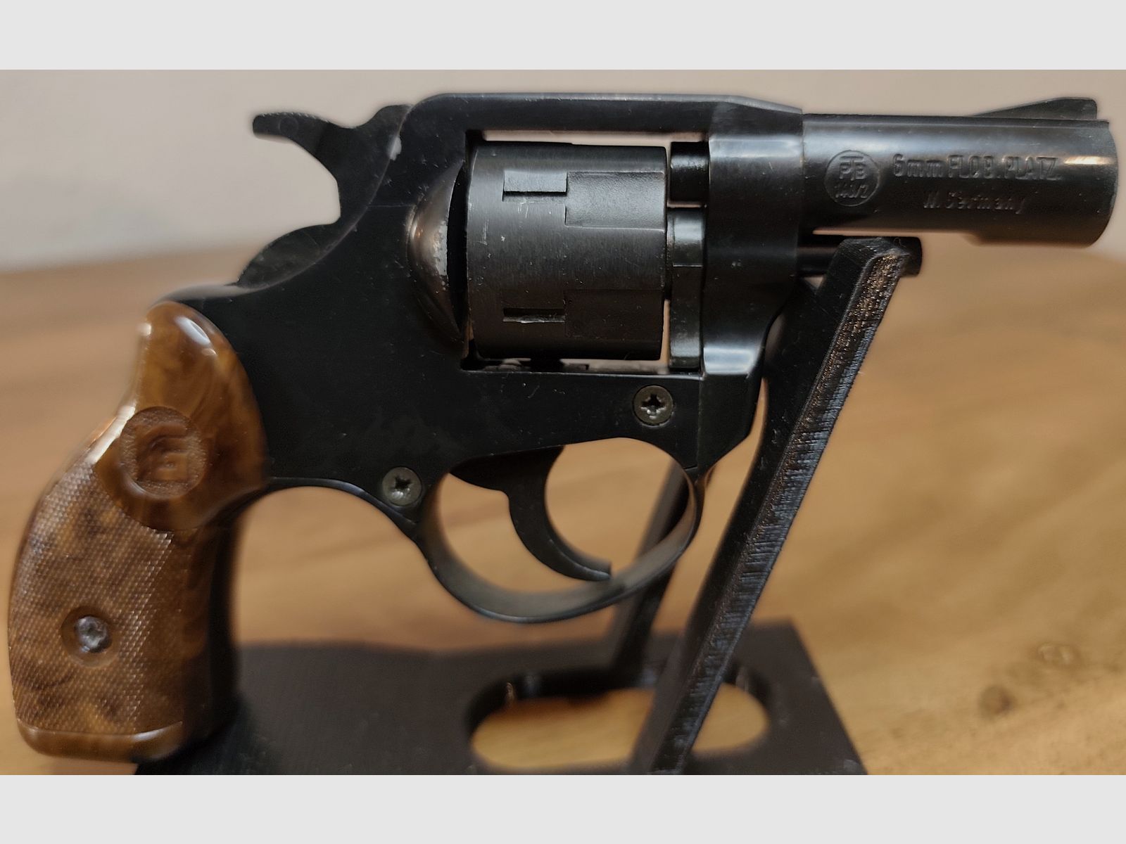 Röhm RG 76 Revólver Calibre 6mm PTB 140/2