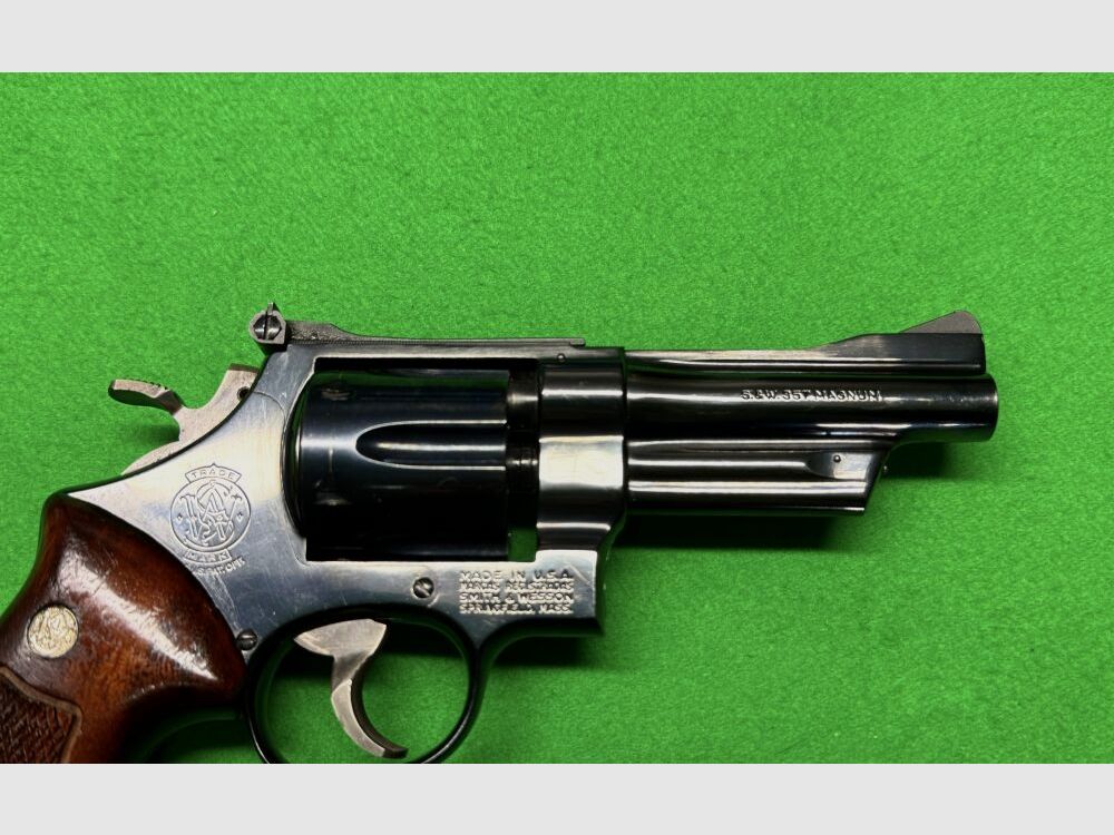 Smith & Wesson 27-2