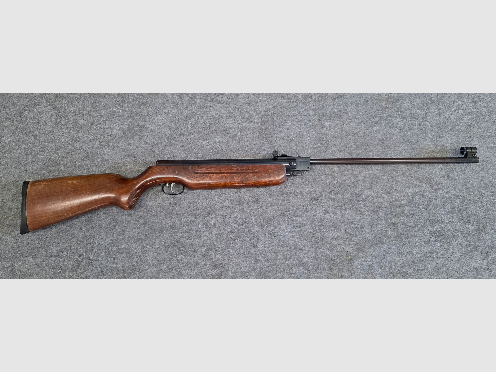 Weihrauch HW 35 from year 1982 with F-mark break barrel air rifle caliber 4.5 mm HW35