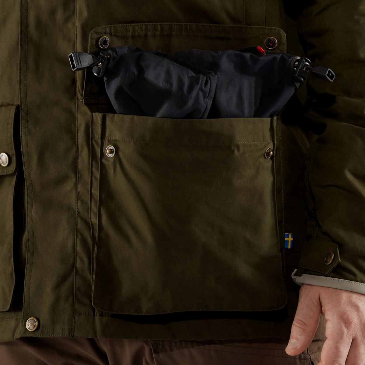 FJÄLLRÄVEN Sörmland Padded Jacket M Dark Olive
