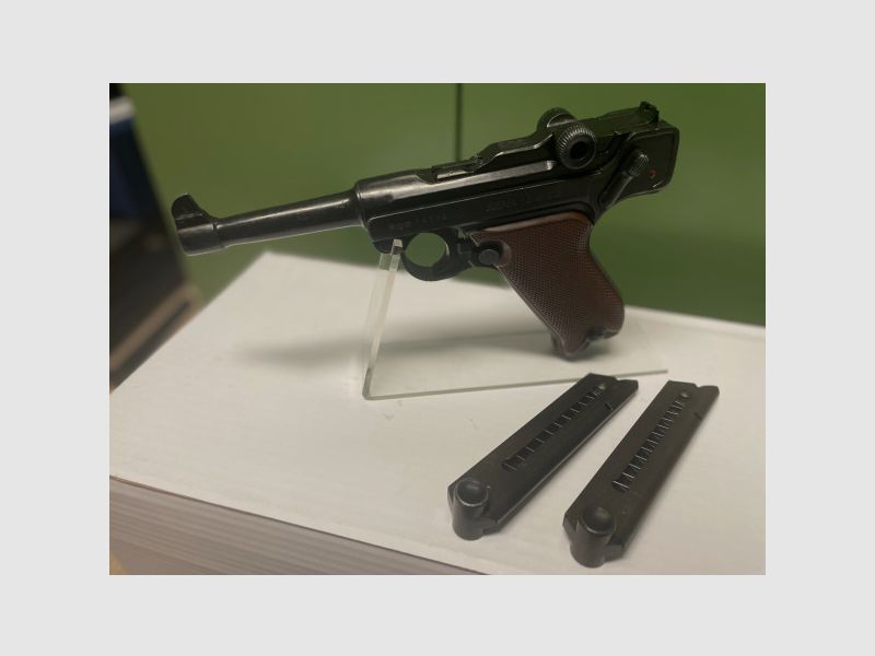 ERMA LA 22 - KALIBER .22LR - ZUSTAND 2- MIT 2 MAGAZINEN