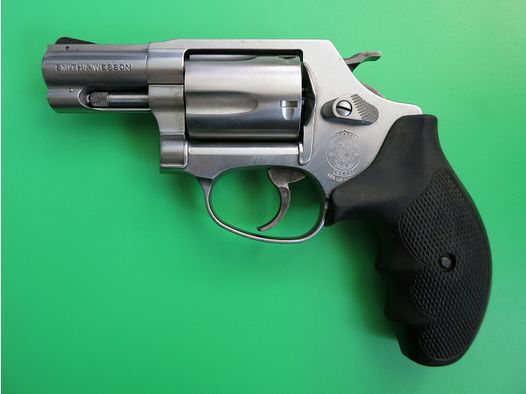 Revolver Smith&Wesson Mod. 60-90, .357 Magnum, 2,15" Lauf, stainless "Lady Smith"   #81
