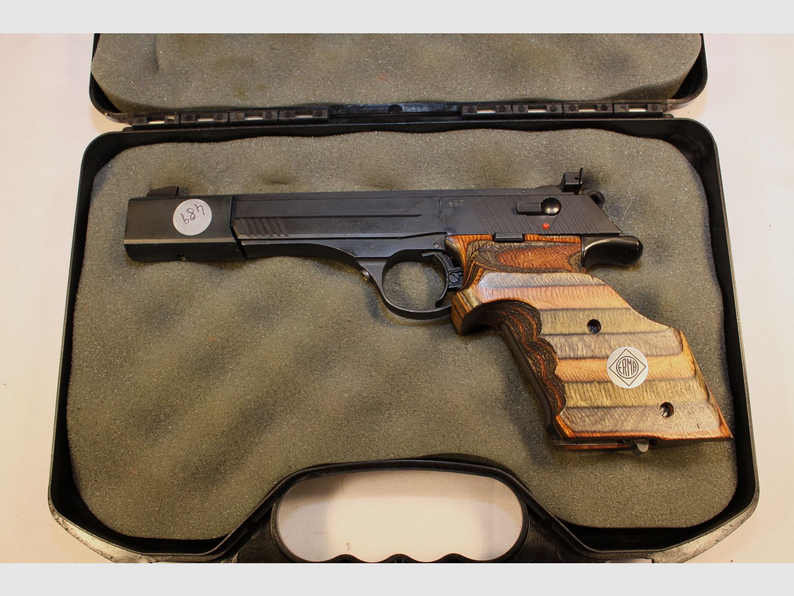 Erma ERP 85A Matchpistole im Kaliber .22 mit 6 Zoll Lauflänge. - ohne Magazin.