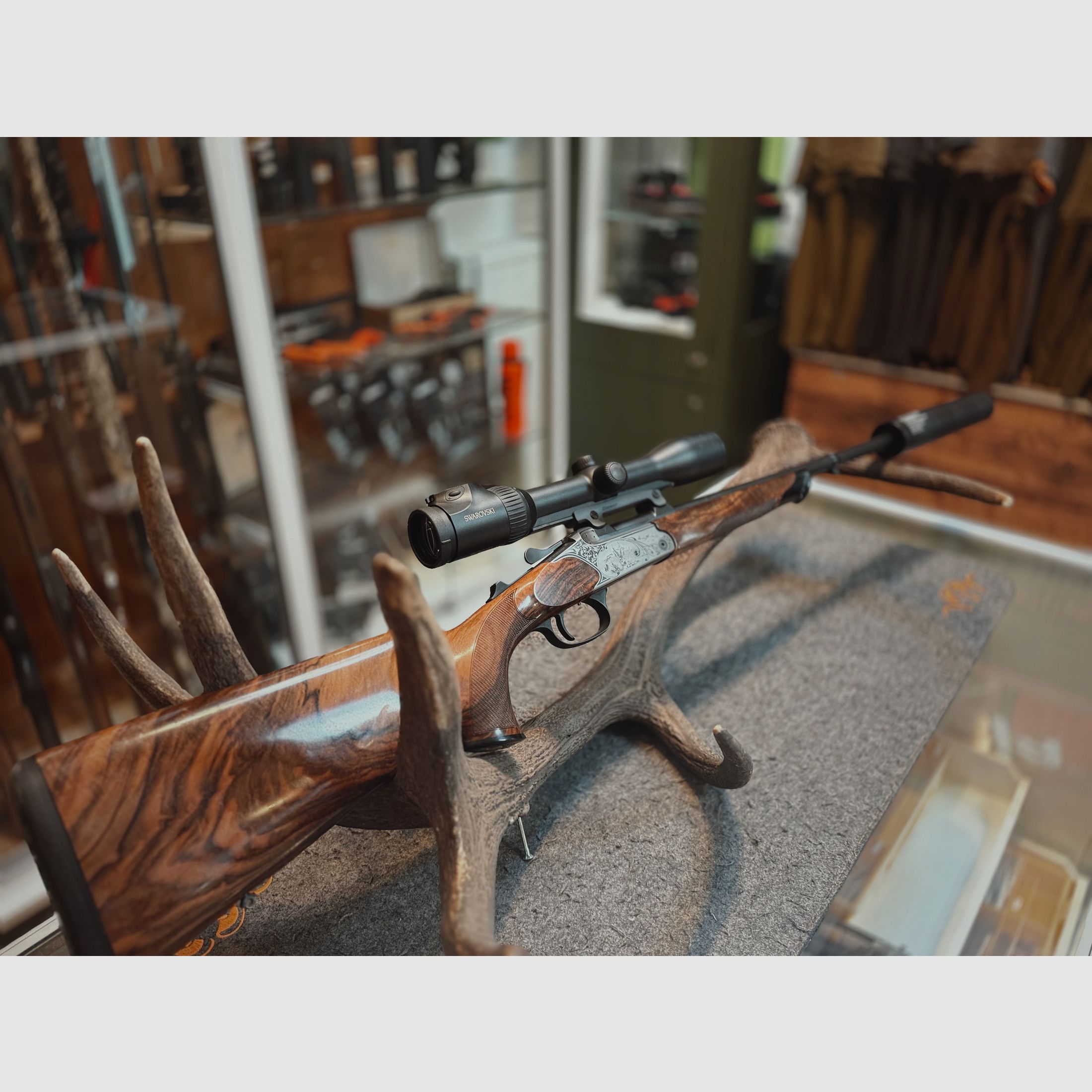 Blaser K95 Luxus – Cal. .308 Win. | Classe de bois 6 | Swarovski Z6i | Hausken 224 Lite