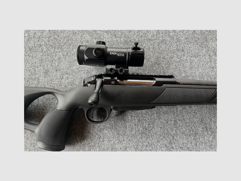 Mercury Rover G2 Thumbhole .308 Win. mit Jaki Schalldämpfer und DDoptics RedDot MAG 1-4x22