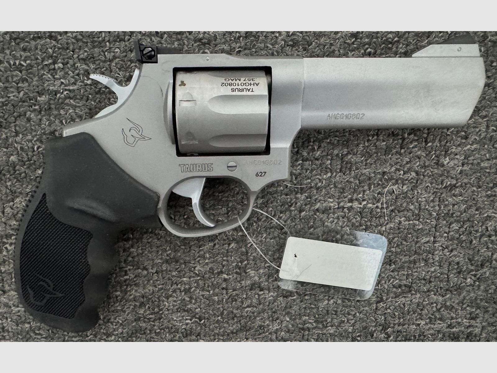 Taurus Revolver Typ 627 Stahl matt .357 Mag. - NEU