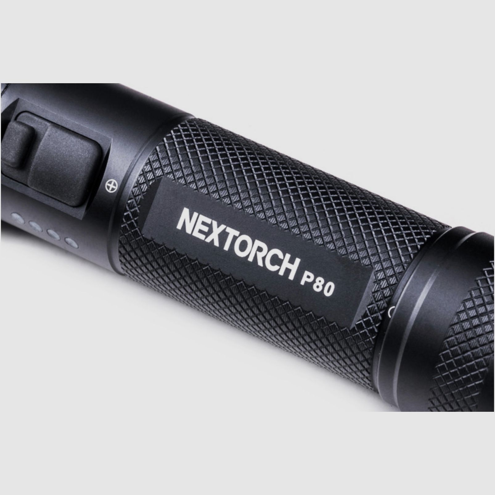 NEXTORCH P80 1.300 Lumen Einsatz LED Taschenlampe 280m Reichweite