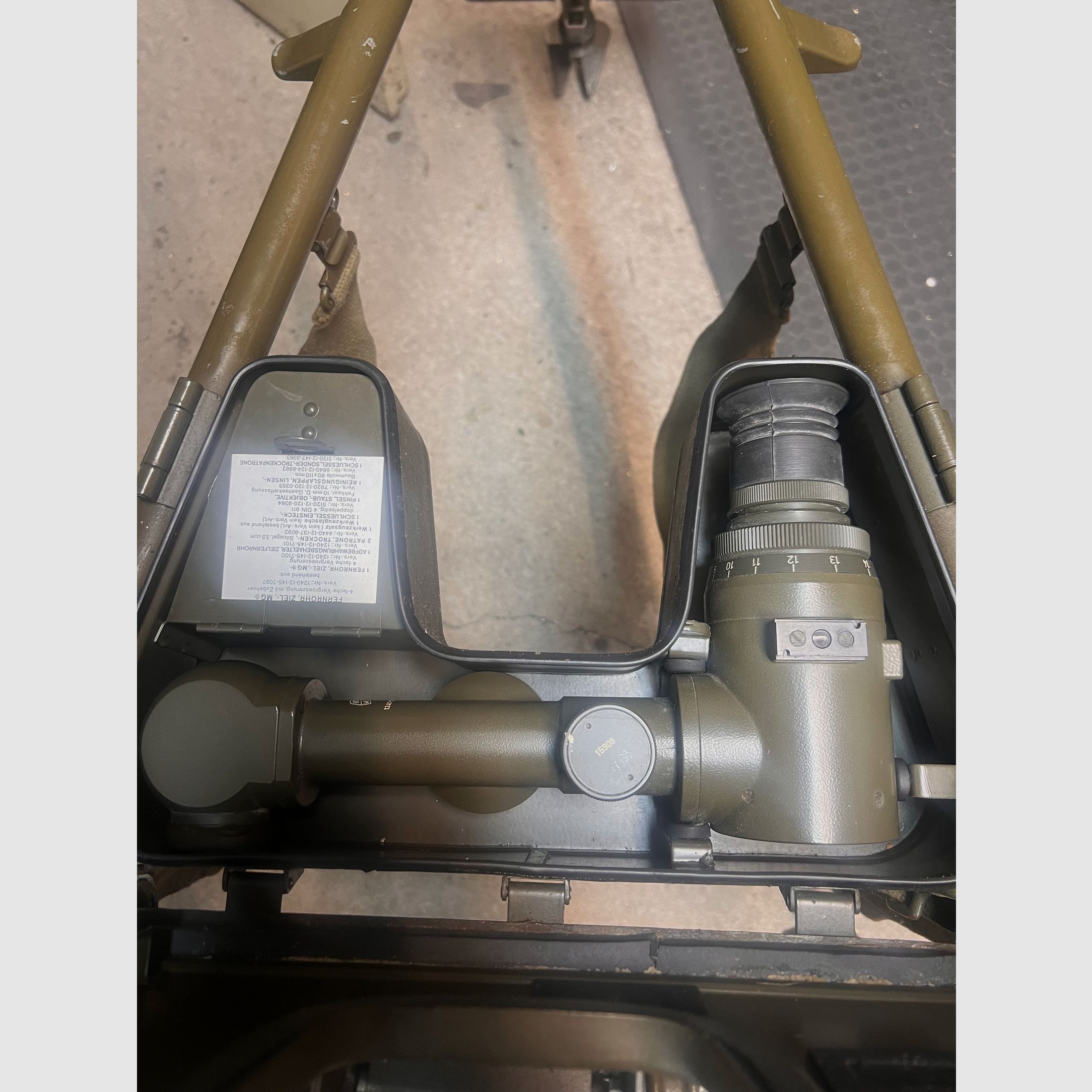 Trípode Bundeswehr MG3