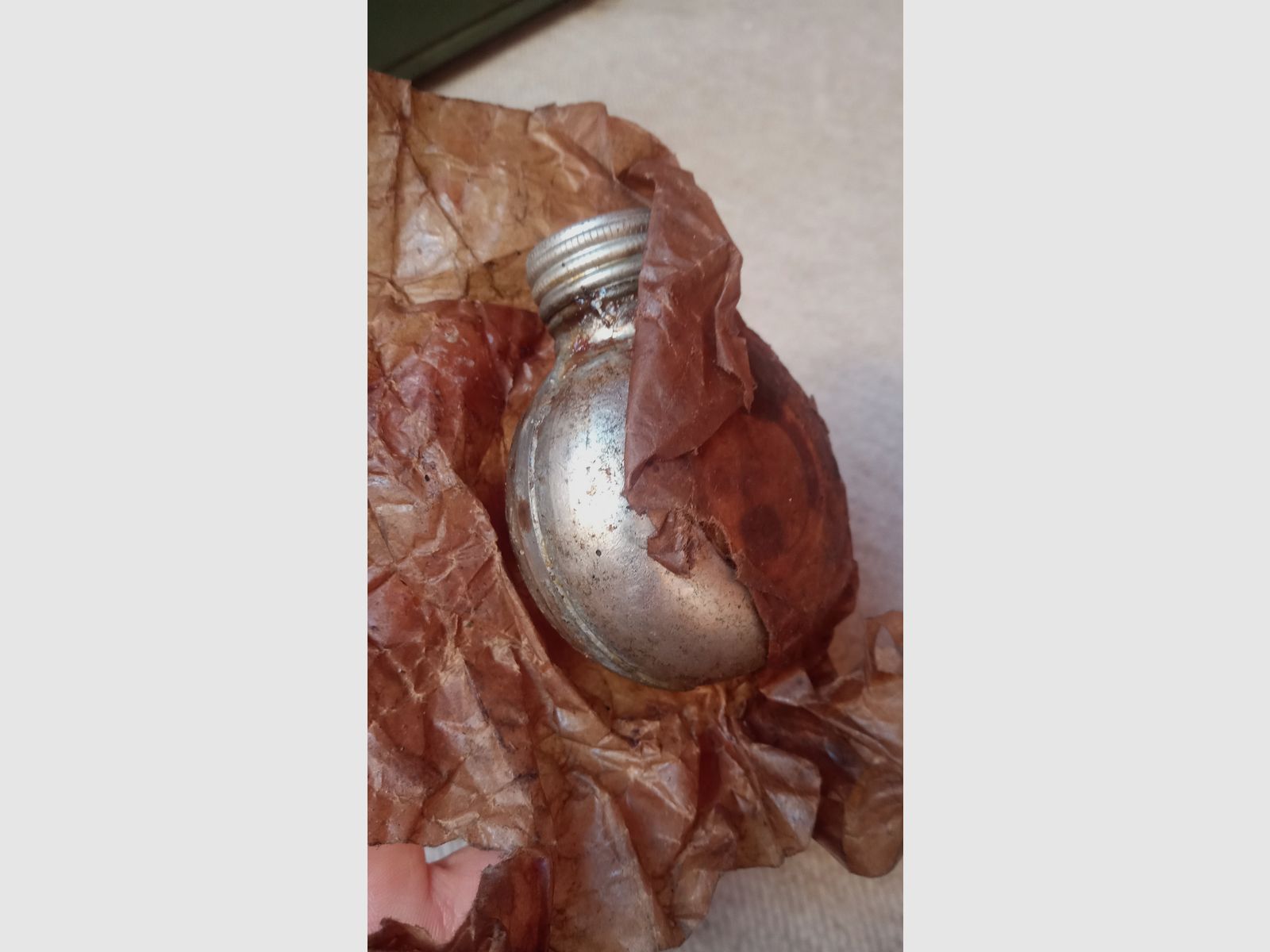 Soviet weapon oil container in original packaging for small arms AK47 AK74 SKS Mosin Nagant etc.