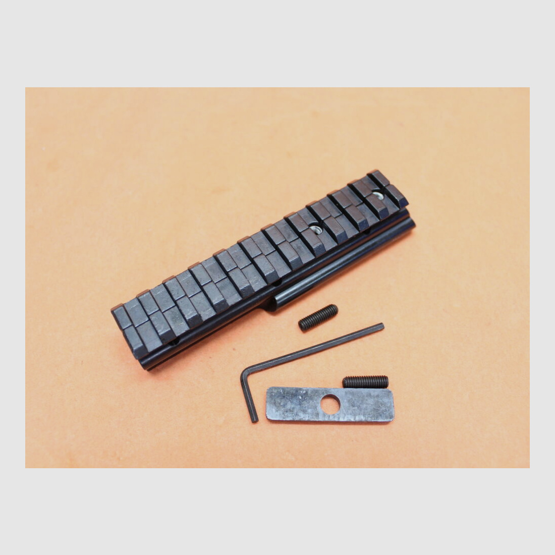 GSG German Sport Guns German Sport Guns GSG-STG44: Optik-Montageschine mit Weaver/ Picatinnyprofil (444.01.09)