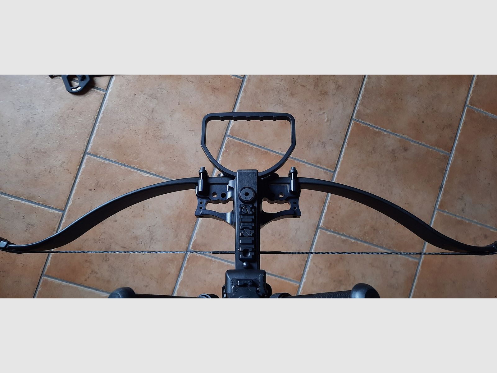 Excalibur XLT 2.0 with 200 lbs Matrix limbs, new, image 6 of 7