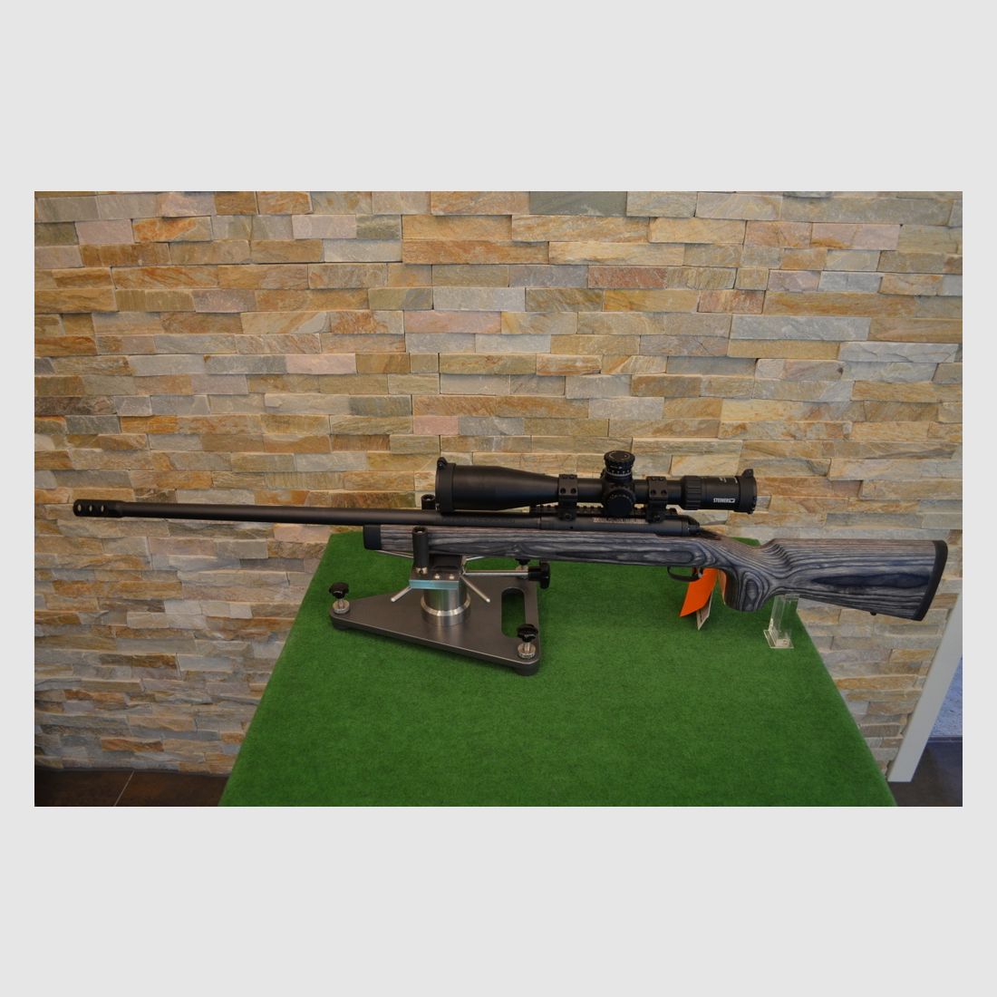 Savage Arms Model 112 Magnum Target