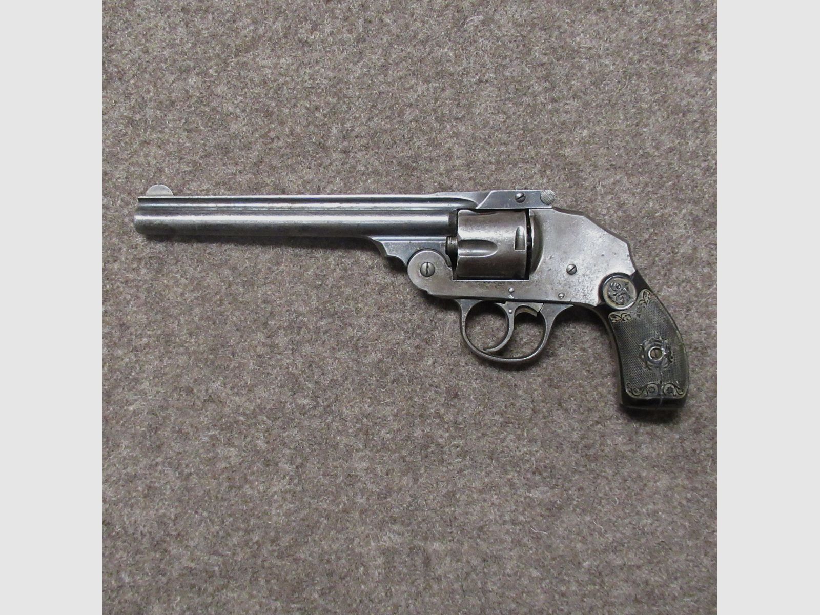 Revolver IVER JOHNSON'S mod. DA Kal. .38, Bild 2 von 3