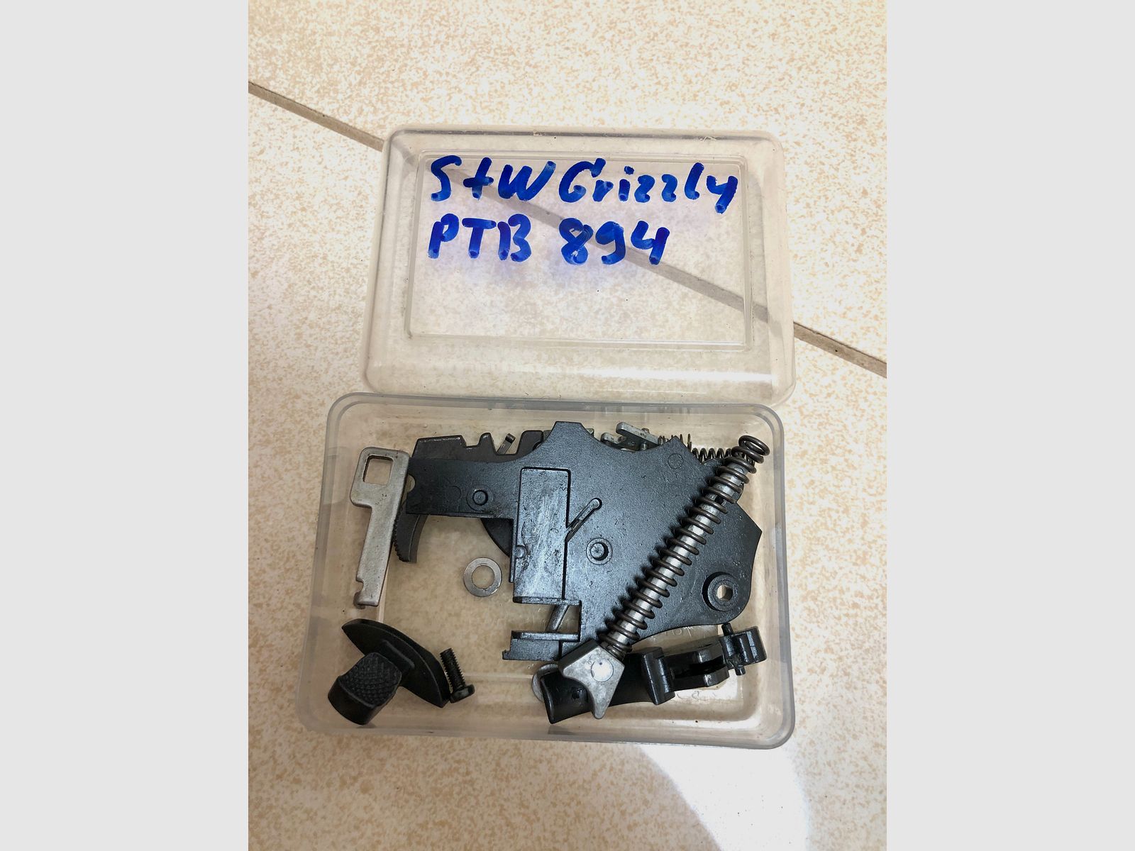 ••• #1 Ersatzteile - Reparatur-Konvolut für Schreckschusswaffen •••