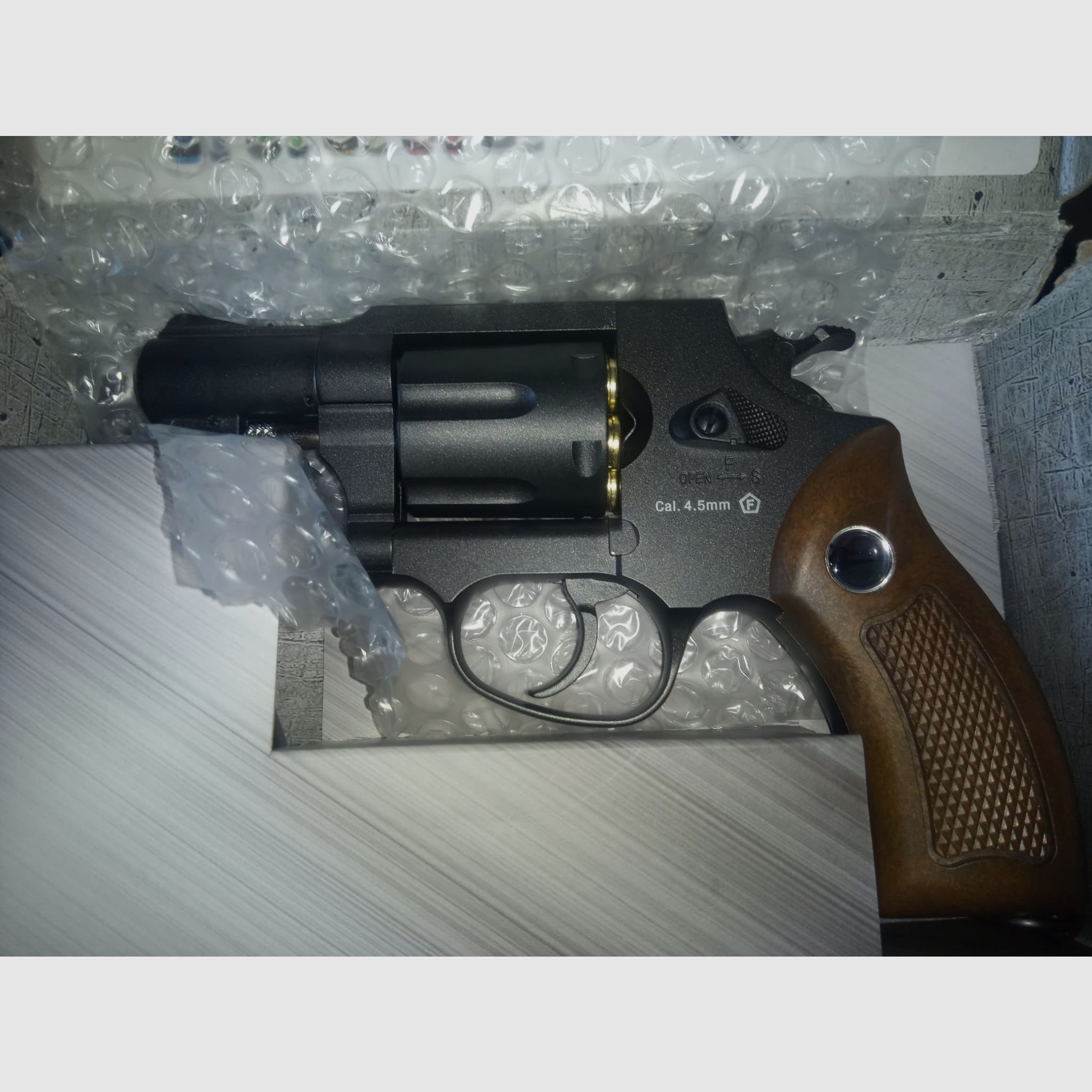 Borner 733 Revolver CO2 4,5 mm BB NEU
