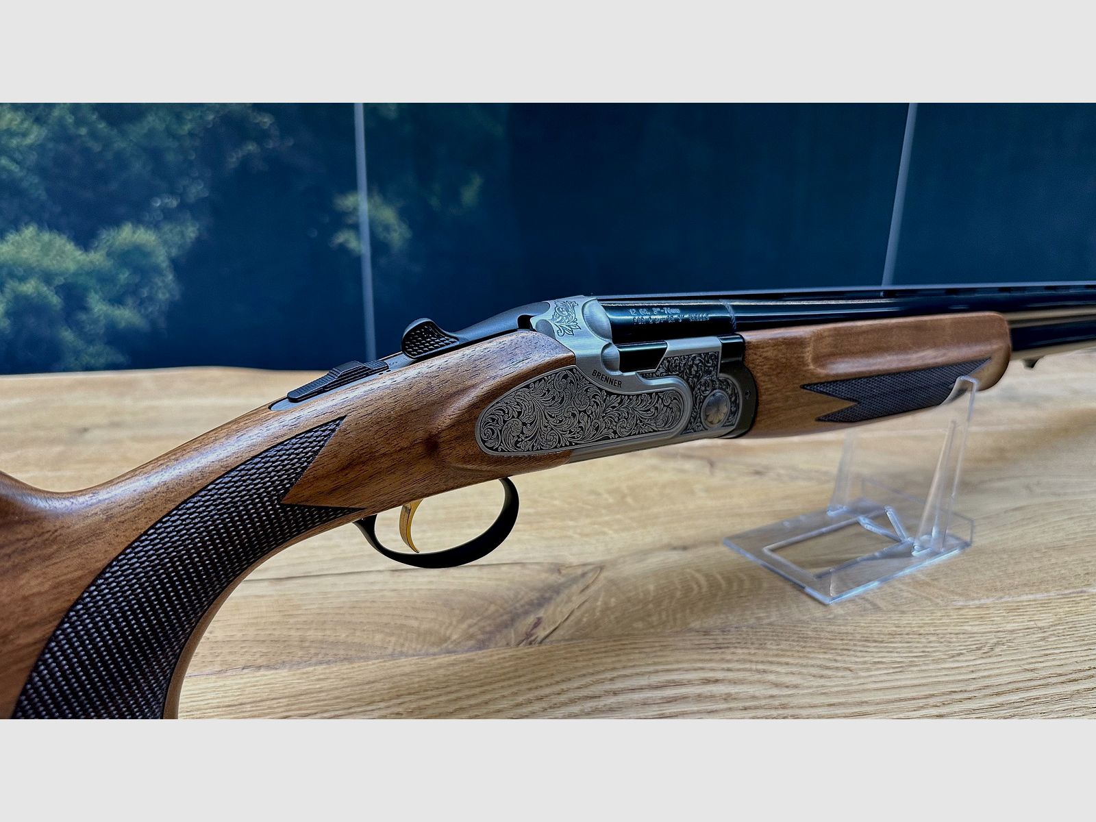 Brenner Black BF20 Premium Silver / 12/76 / LL 71cm / Walnut wood stock / Arabesque engraving