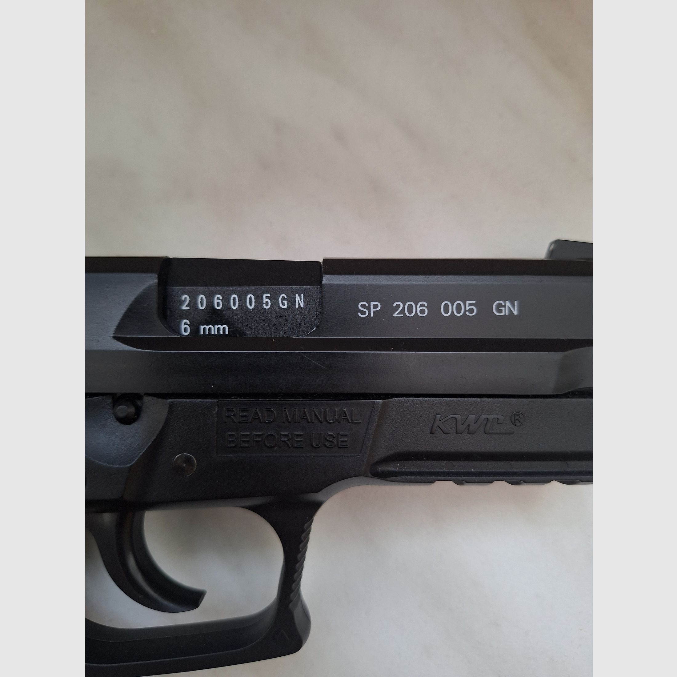 Sig Sauer SP2022 Airsoft 6 mm BB