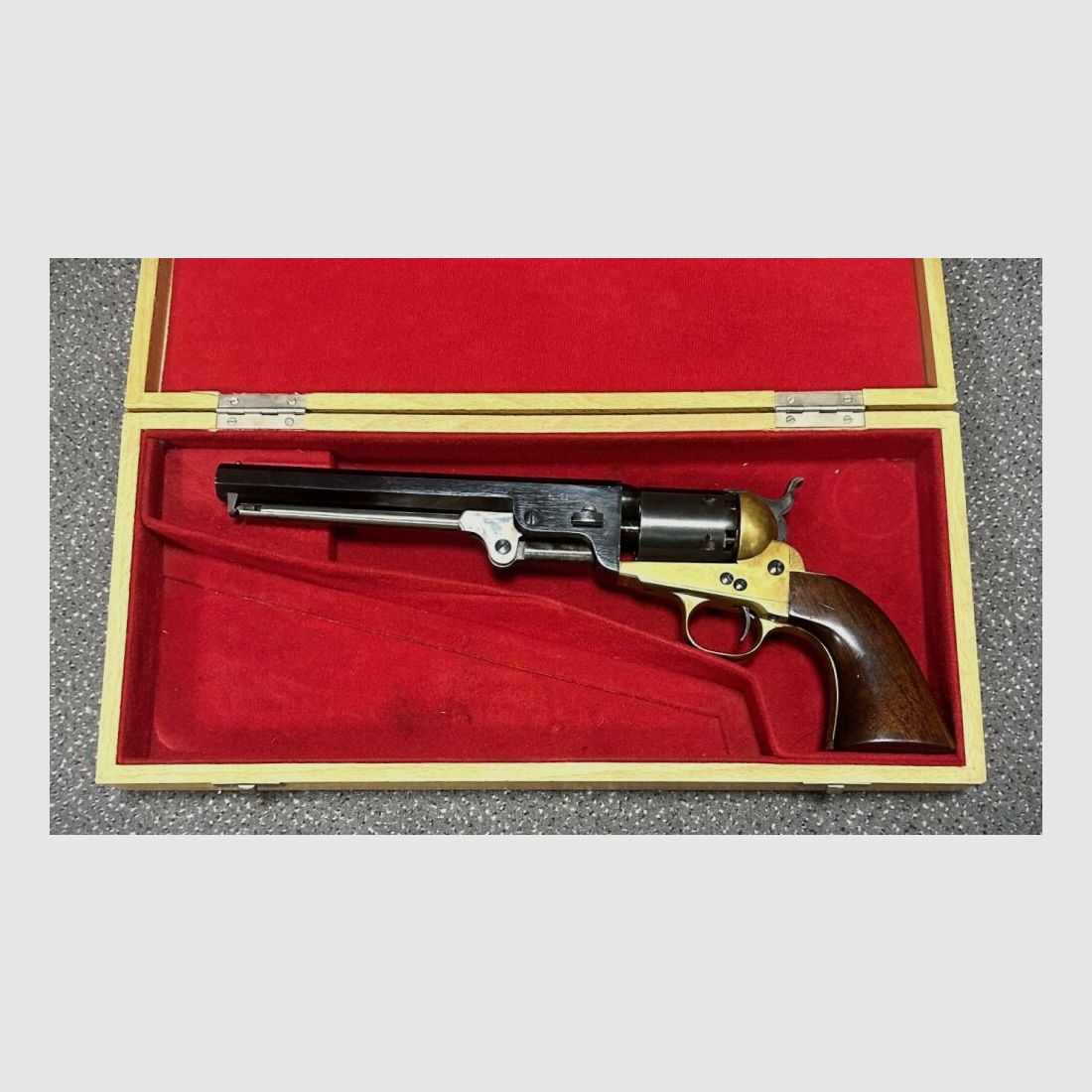 Navy Arms 1851