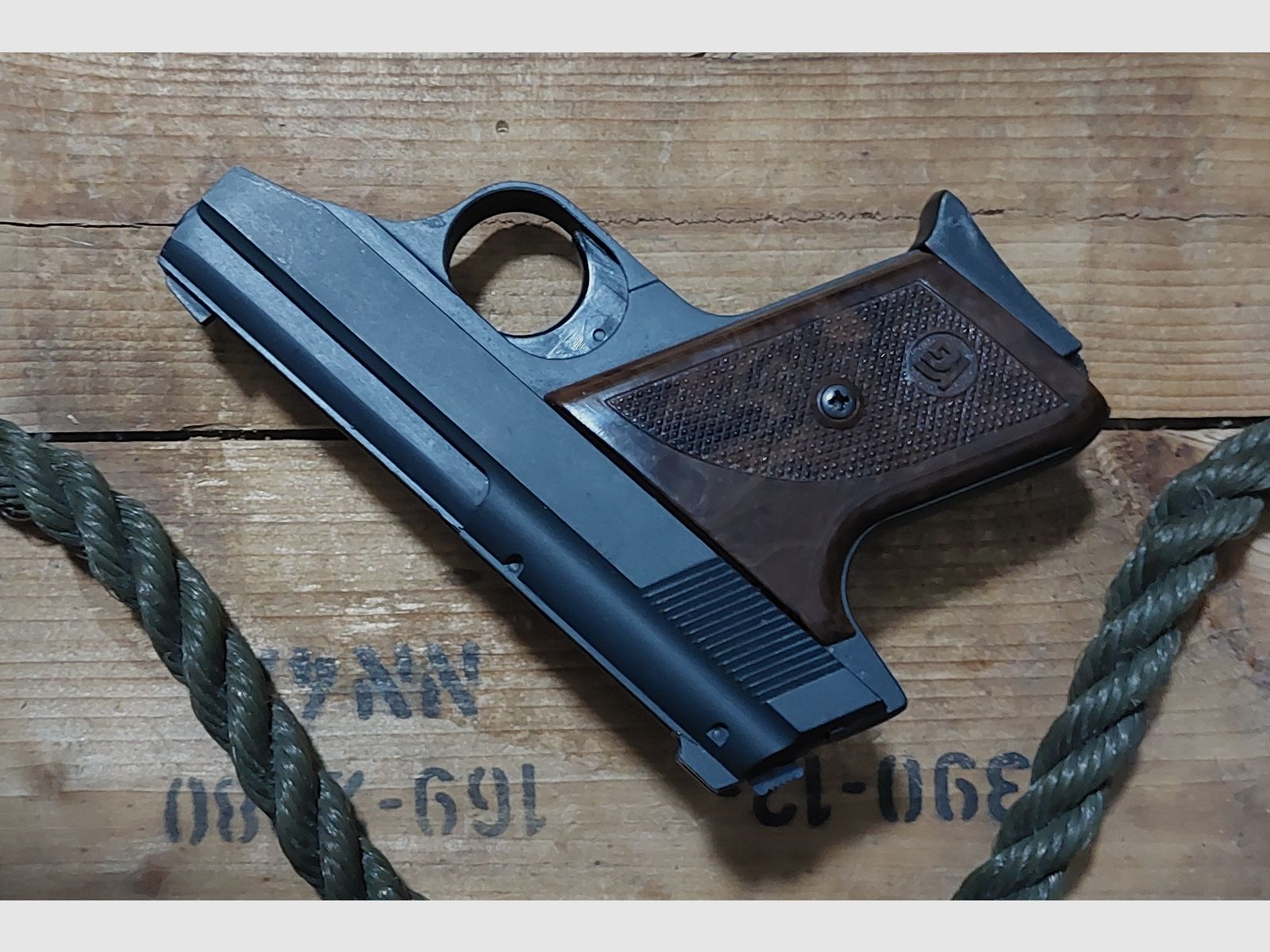 RÖHM RG 8  (PTB 412) RG8 RG9 keine P99 p88 Zoraki HW94 glock Walther 