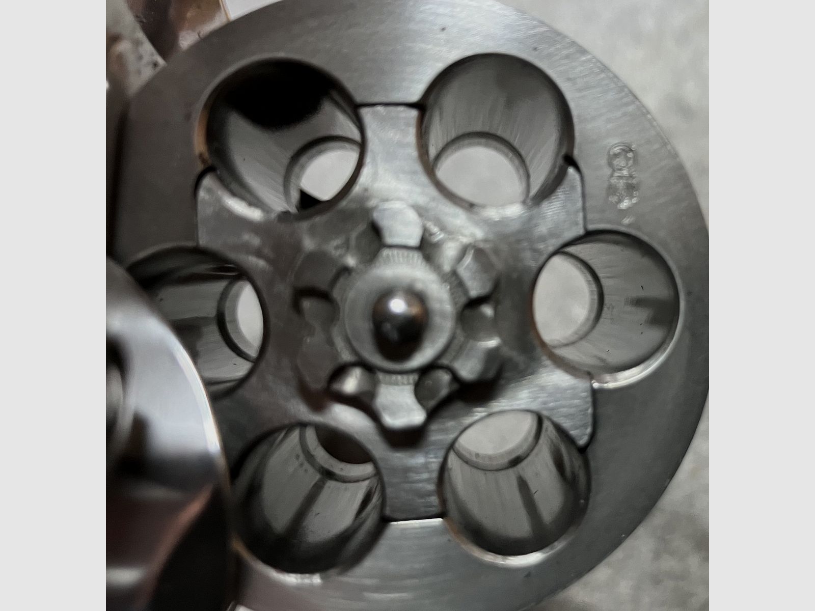 S&W 627 5" Performance Center .357Mag acciaio inossidabile 6 colpi