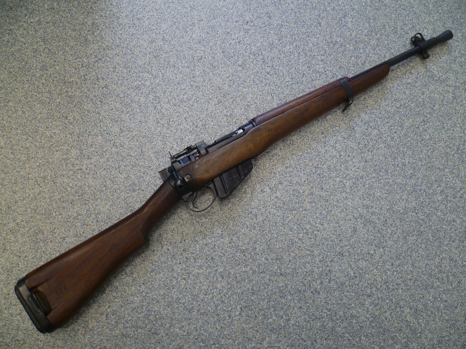 Carabina Jungle Enfield No. 5 MK I - Conversión a cargador único
