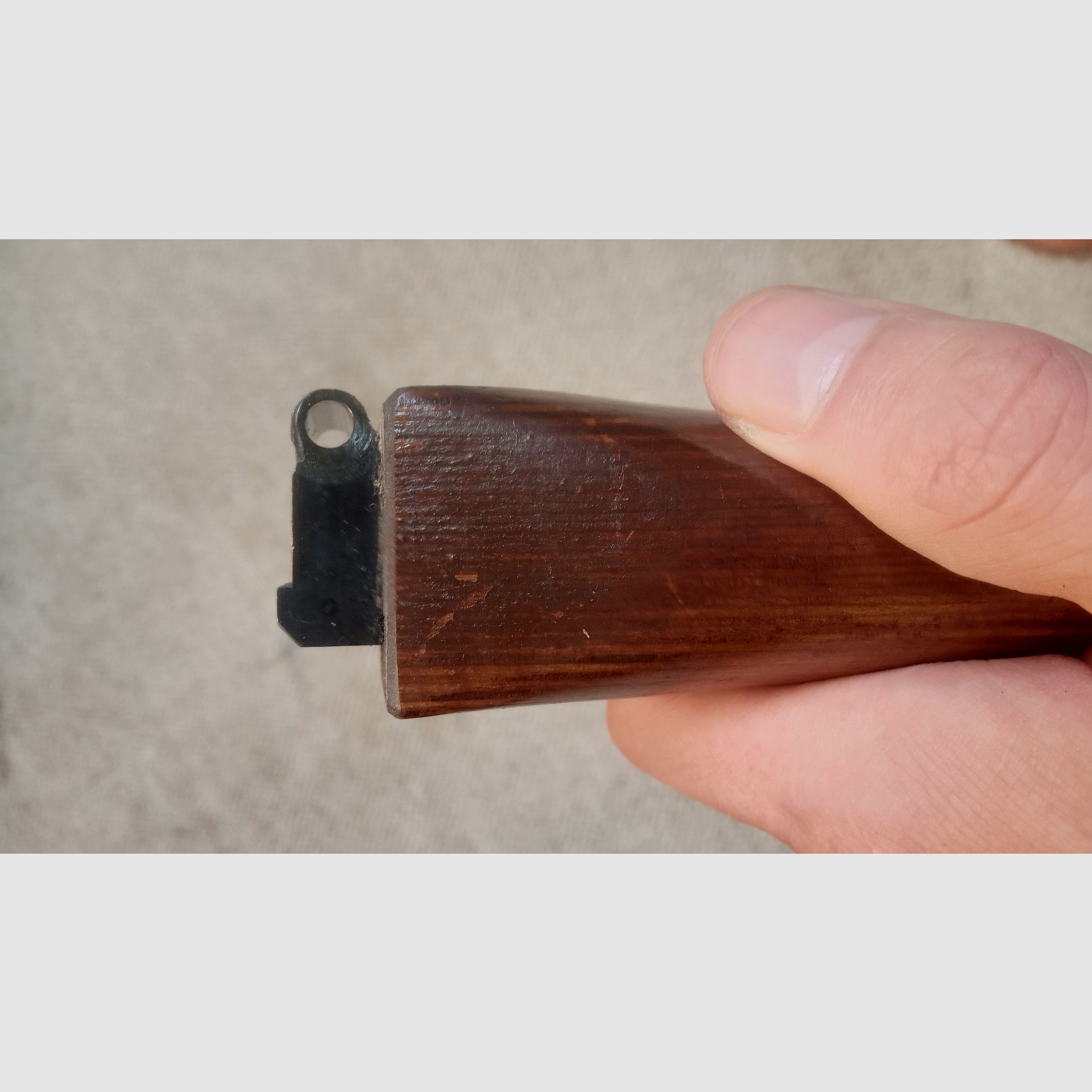 Madera de AK ruso con adaptador para rifle de CO2 Yunker en aspecto de culata fija AK74